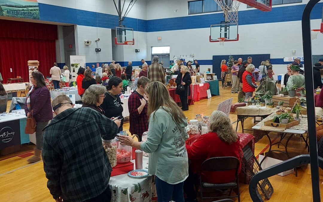 Mills River Holiday Market