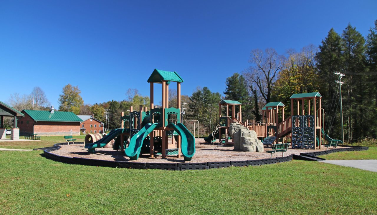 Tuxedo Park To Hendersonville, NC